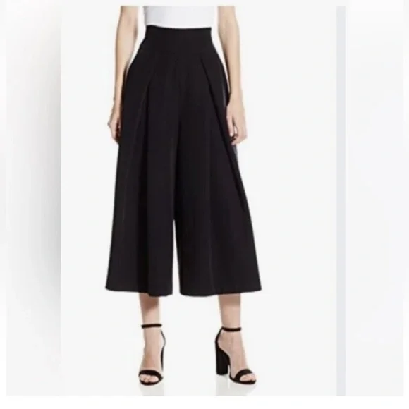 MILLY Black High Waisted Pleated Culotte Pants Pockets Wide Leg 4 - Picture 1 of 7